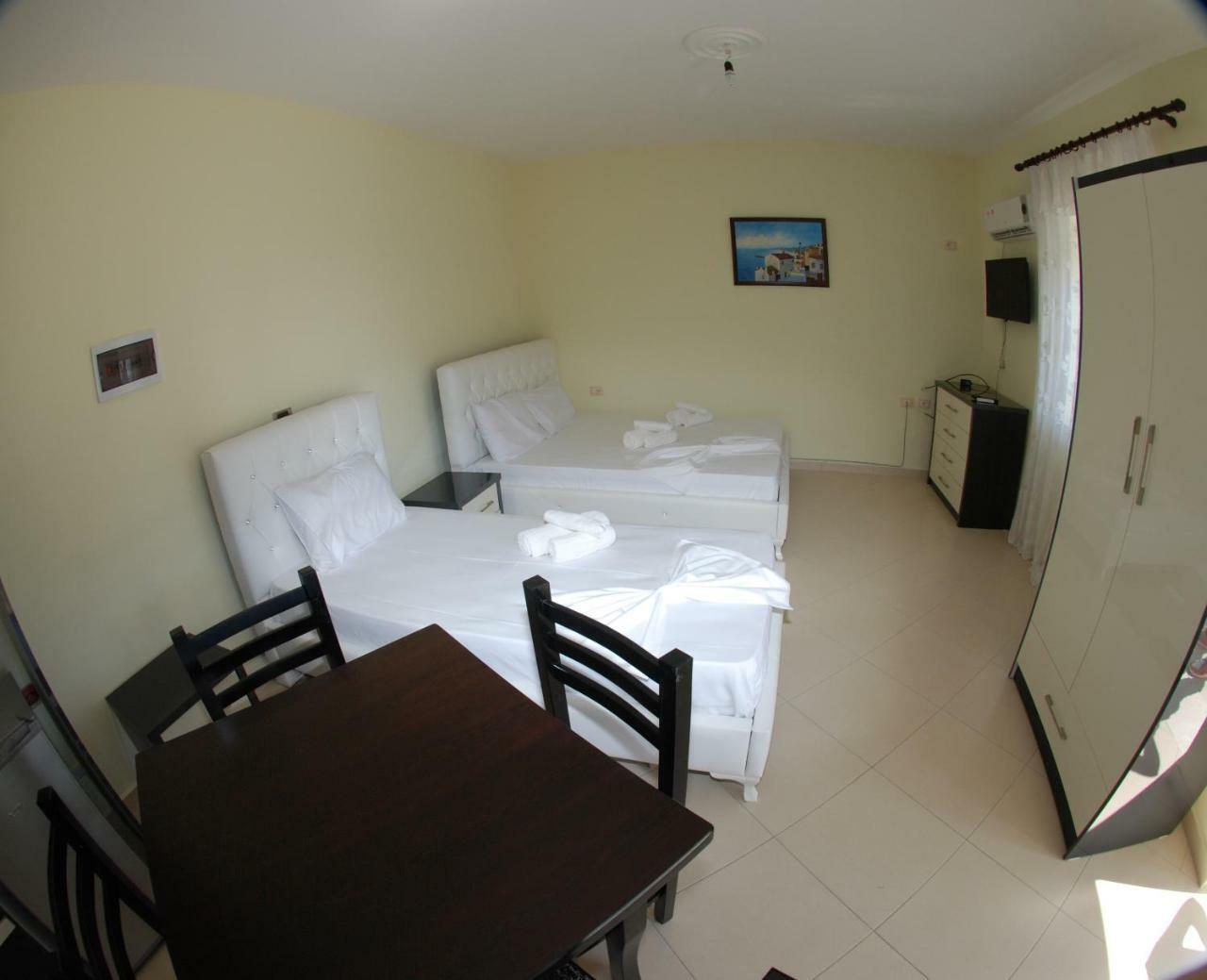 Rama Apartments Sarandë Exteriör bild