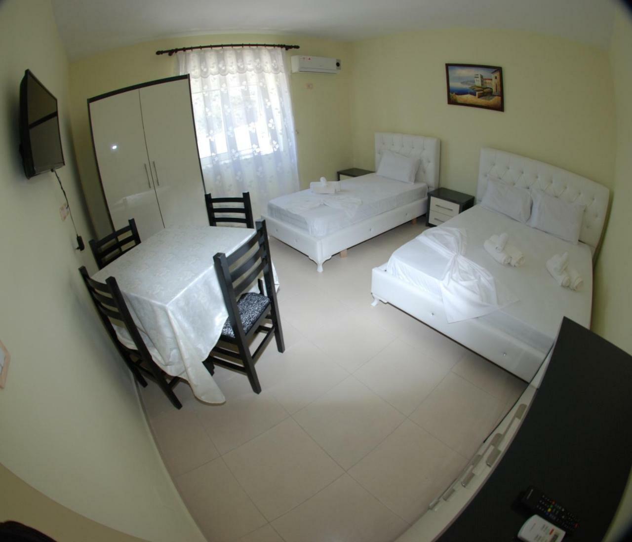 Rama Apartments Sarandë Exteriör bild