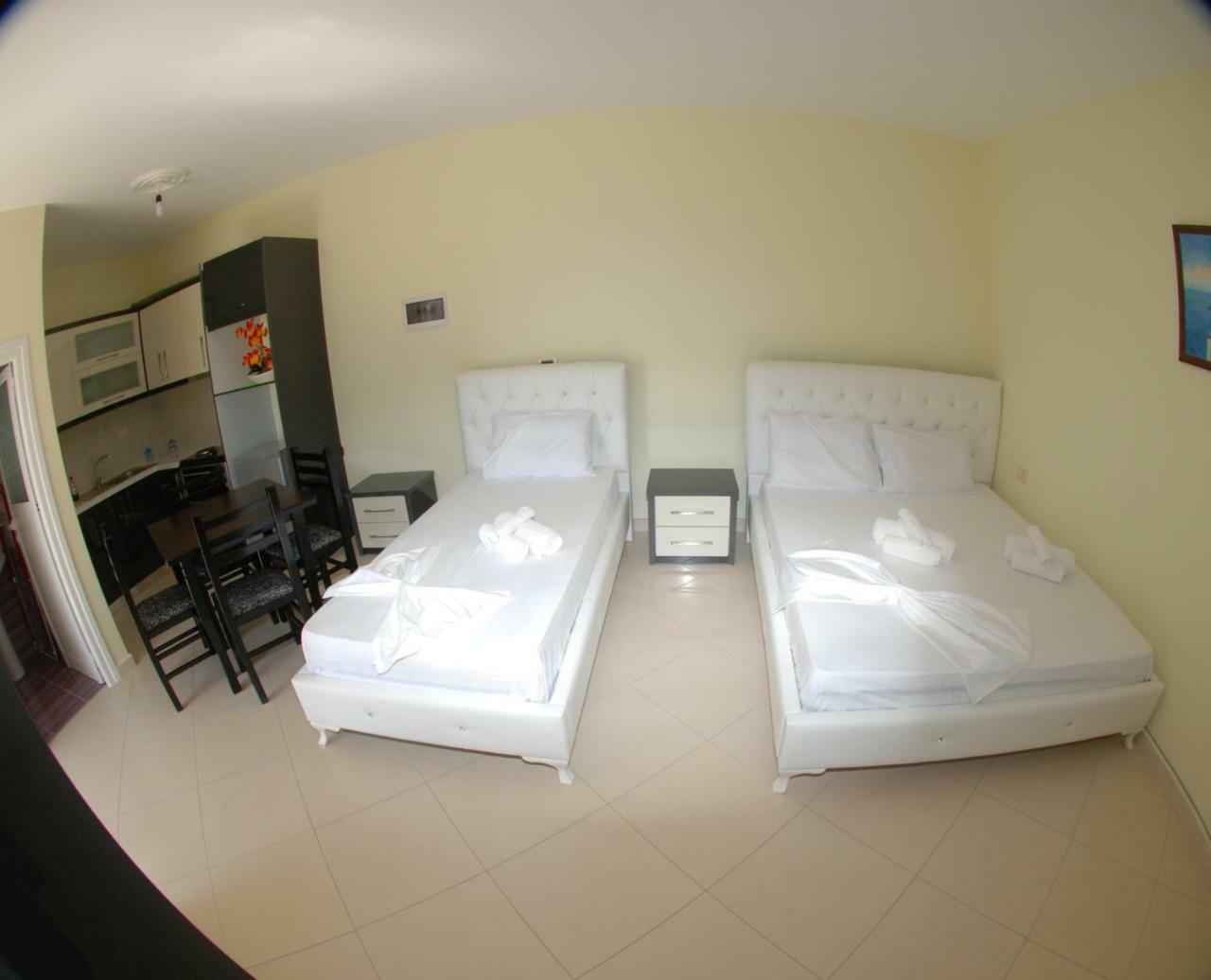 Rama Apartments Sarandë Exteriör bild